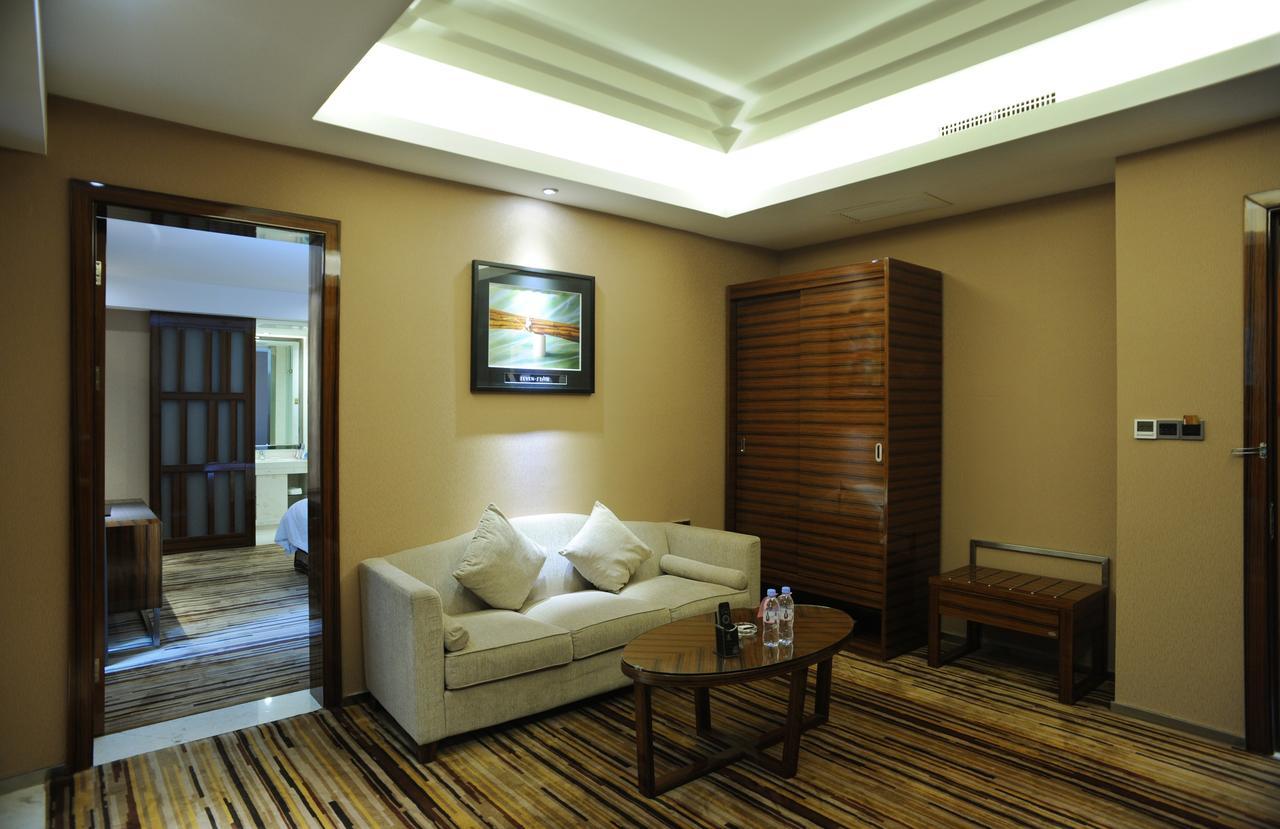 Jiangxi Seven Star Shang Wu Hotel Наньчан Экстерьер фото
